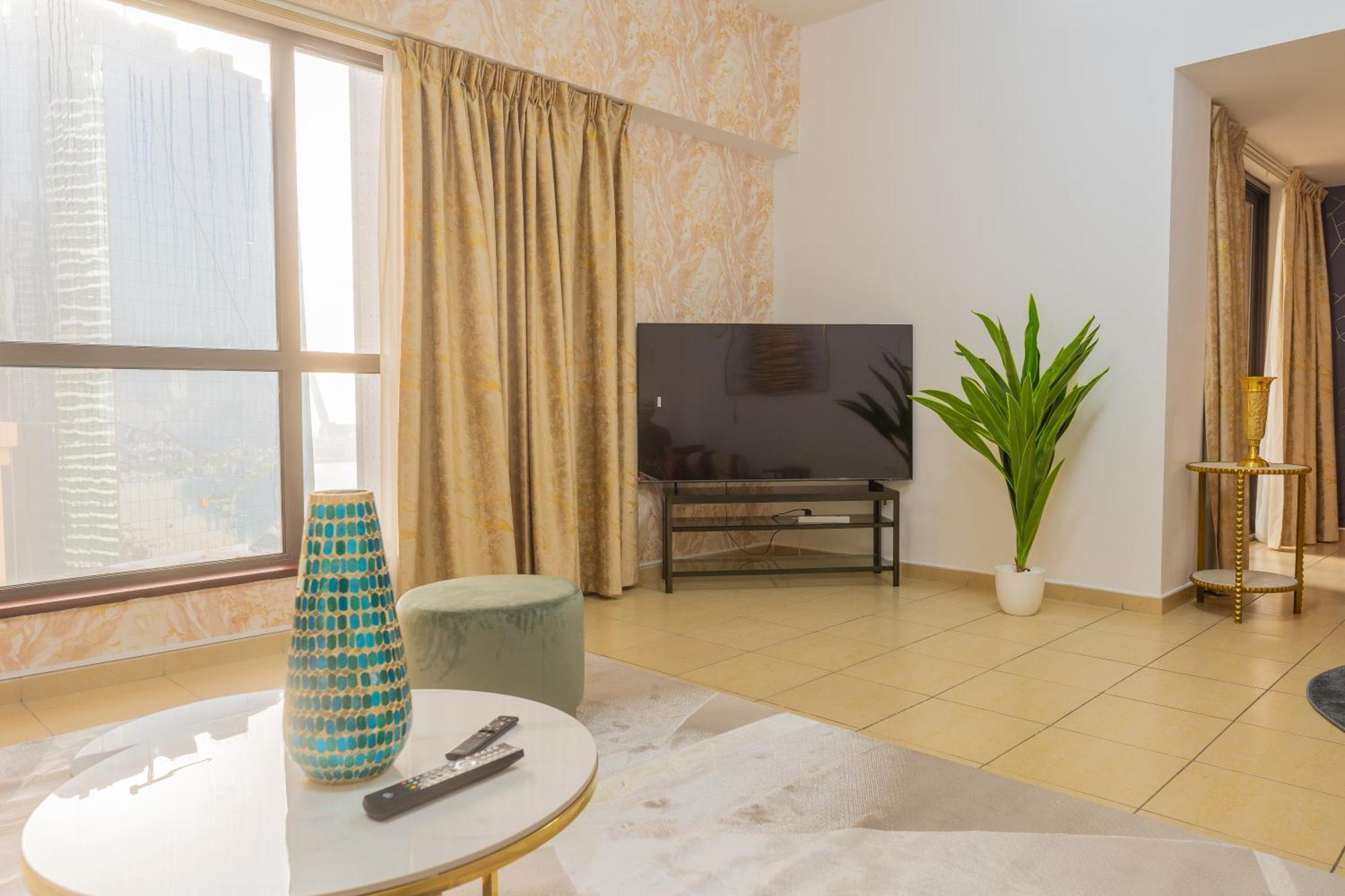 Luxurious 3Br With Maid'S Room & Stunning Sea Views Dubai Exterior photo